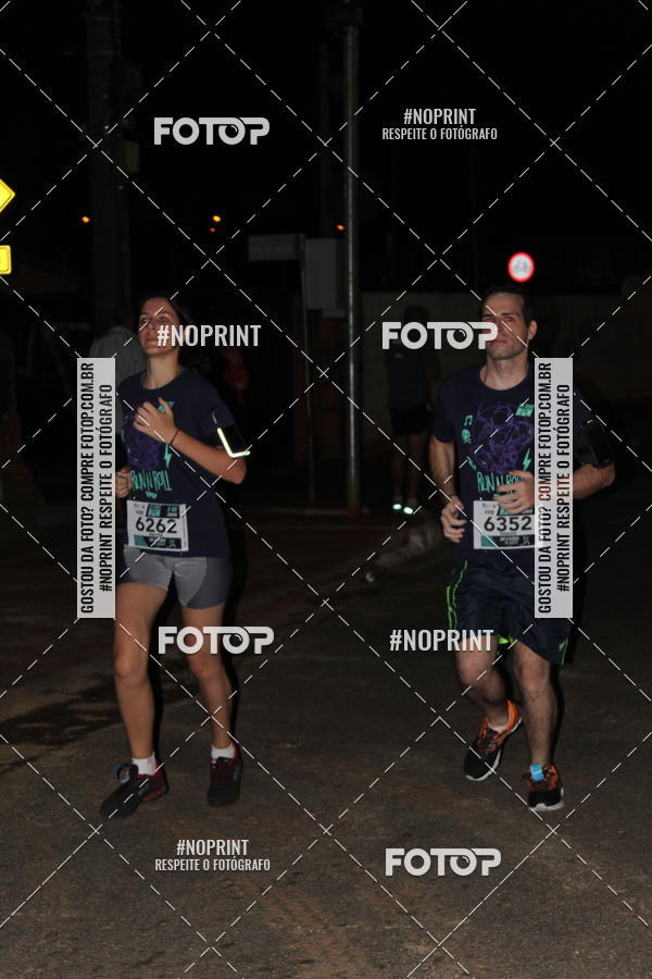 Buy your photos of the eventItu Night Run on Fotop