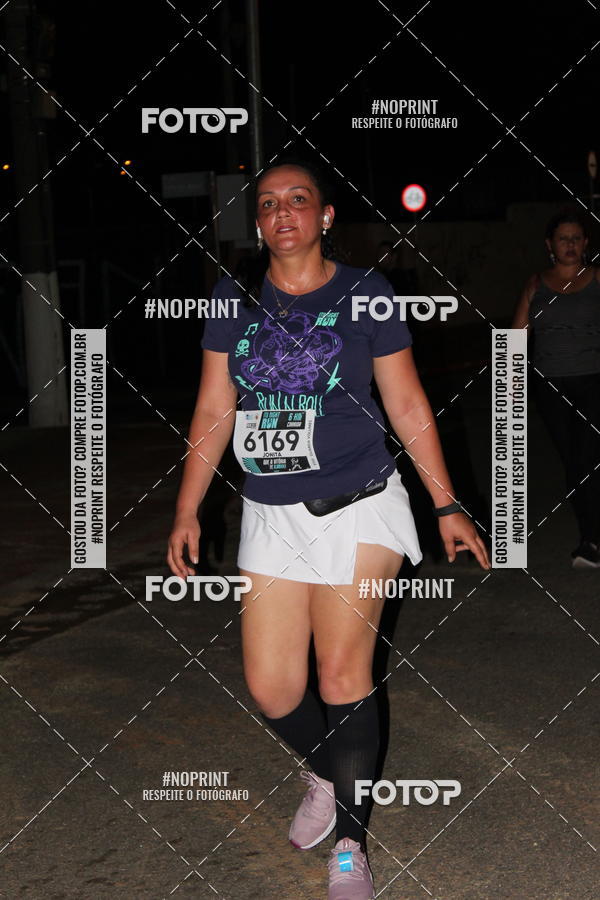 Buy your photos of the eventItu Night Run on Fotop