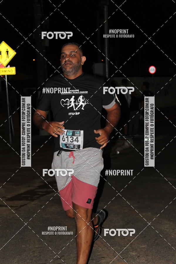 Buy your photos of the eventItu Night Run on Fotop