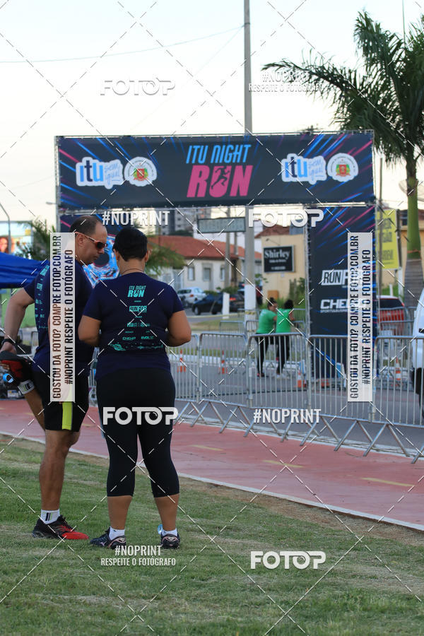 Buy your photos of the eventItu Night Run on Fotop