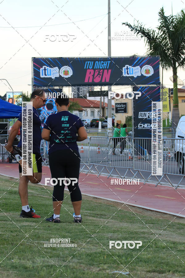 Buy your photos of the eventItu Night Run on Fotop