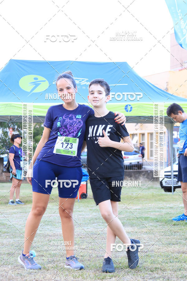 Buy your photos of the eventItu Night Run on Fotop