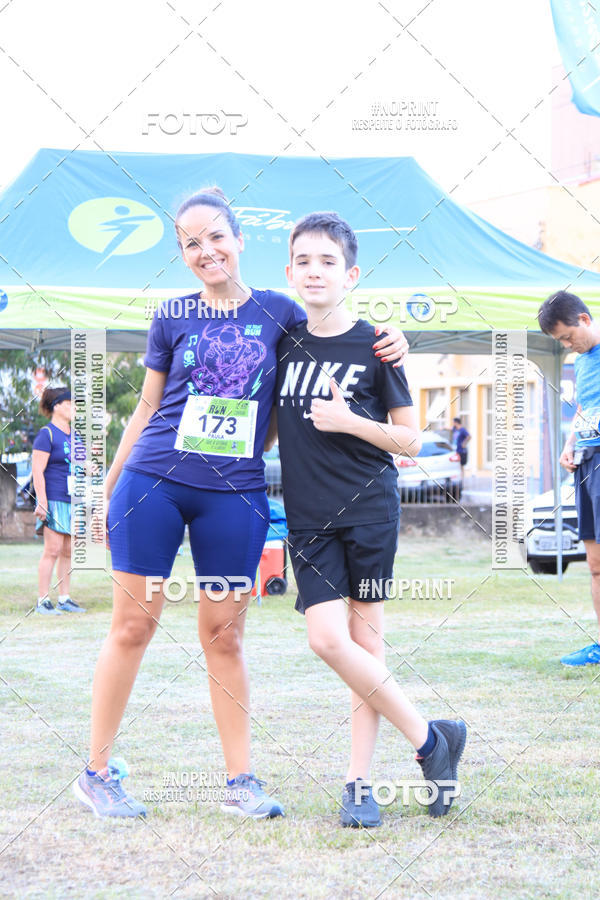 Buy your photos of the eventItu Night Run on Fotop