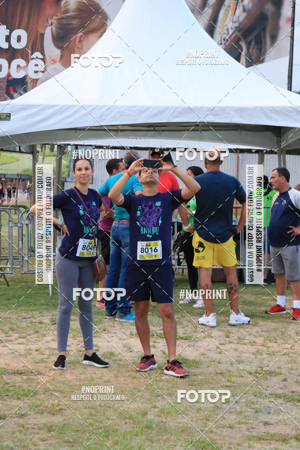 Buy your photos of the eventItu Night Run on Fotop