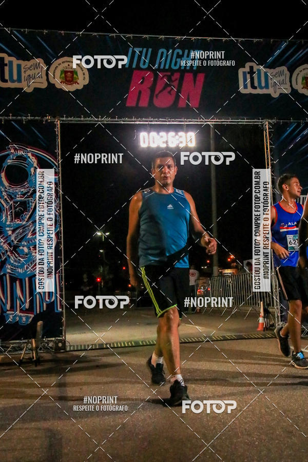 Buy your photos of the eventItu Night Run on Fotop