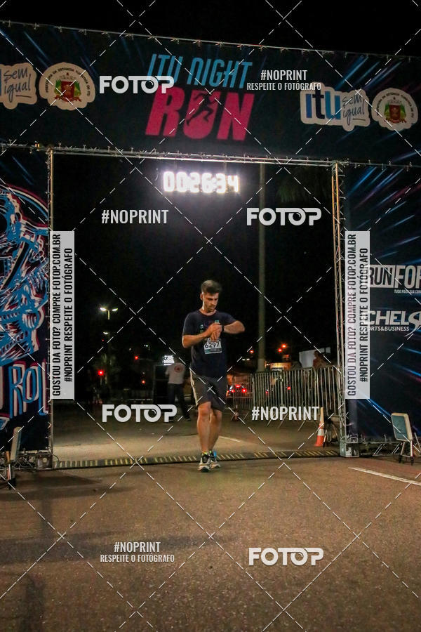 Buy your photos of the eventItu Night Run on Fotop