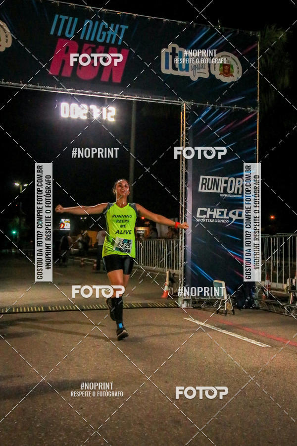 Buy your photos of the eventItu Night Run on Fotop