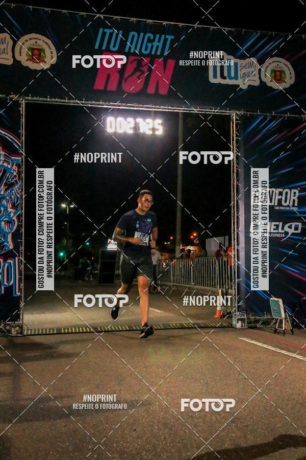 Buy your photos of the eventItu Night Run on Fotop