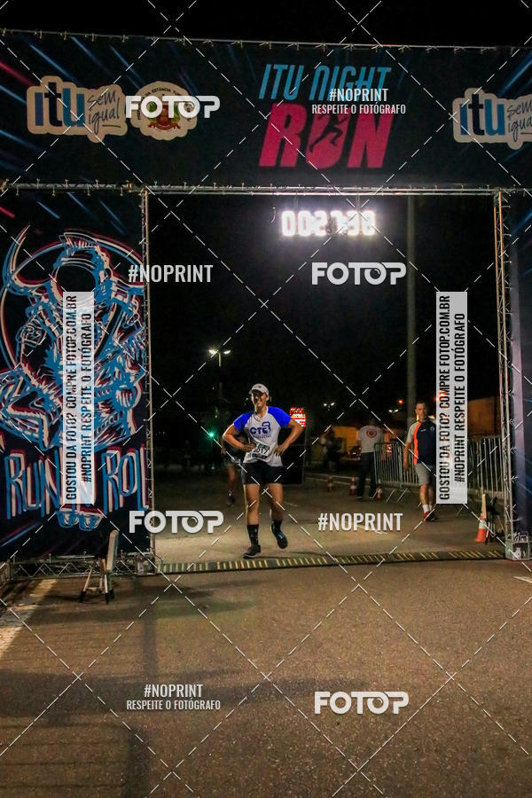 Buy your photos of the eventItu Night Run on Fotop