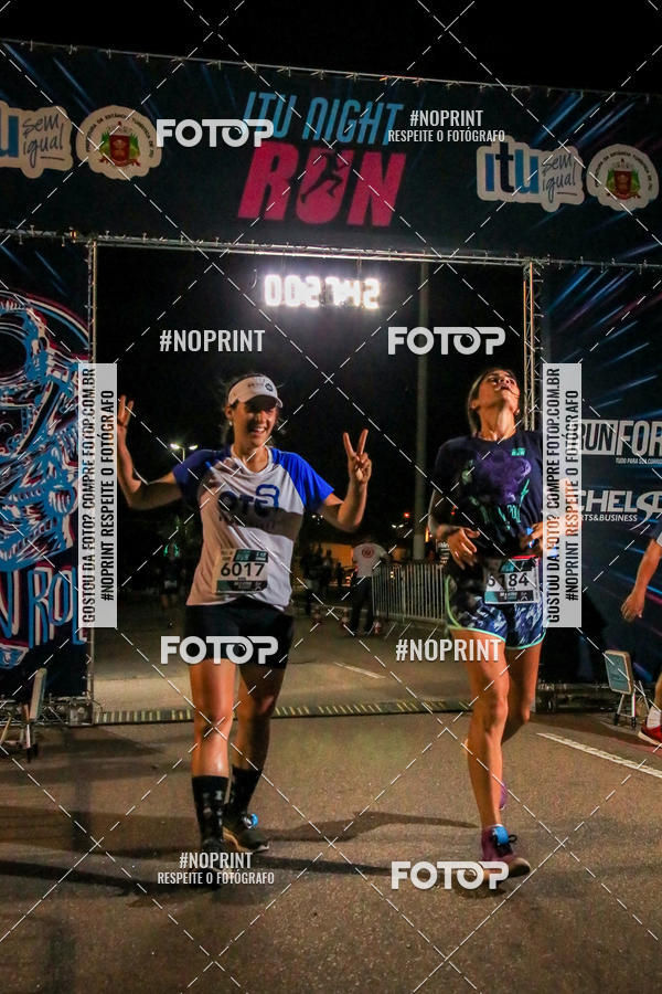 Buy your photos of the eventItu Night Run on Fotop