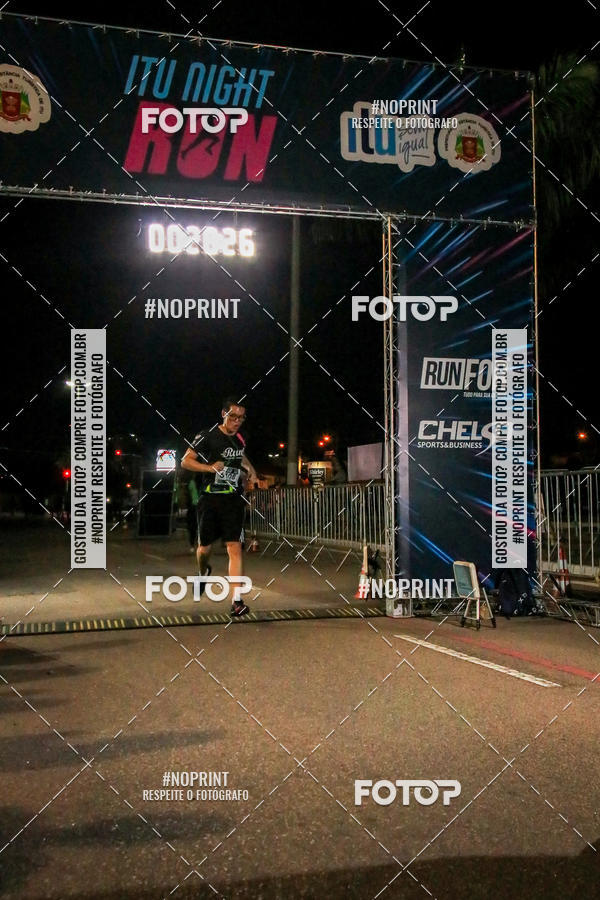 Buy your photos of the eventItu Night Run on Fotop