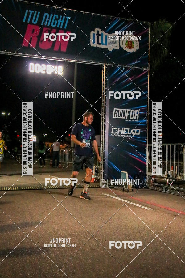 Buy your photos of the eventItu Night Run on Fotop