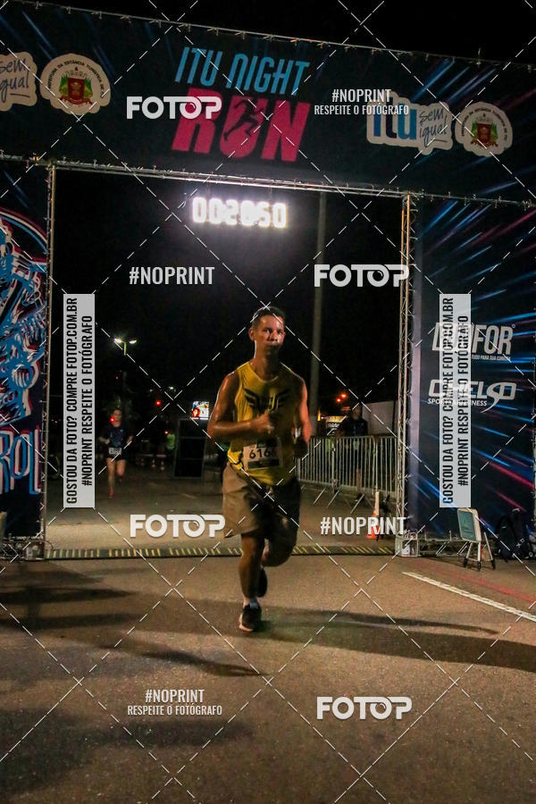 Buy your photos of the eventItu Night Run on Fotop
