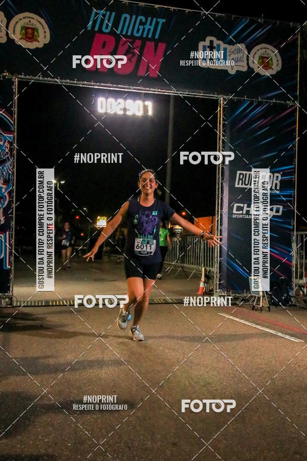 Buy your photos of the eventItu Night Run on Fotop