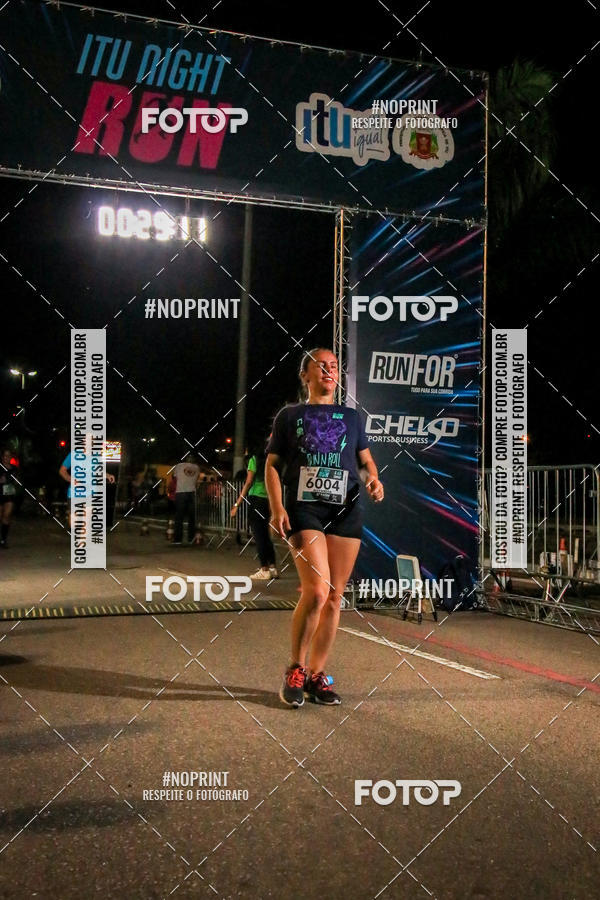 Buy your photos of the eventItu Night Run on Fotop