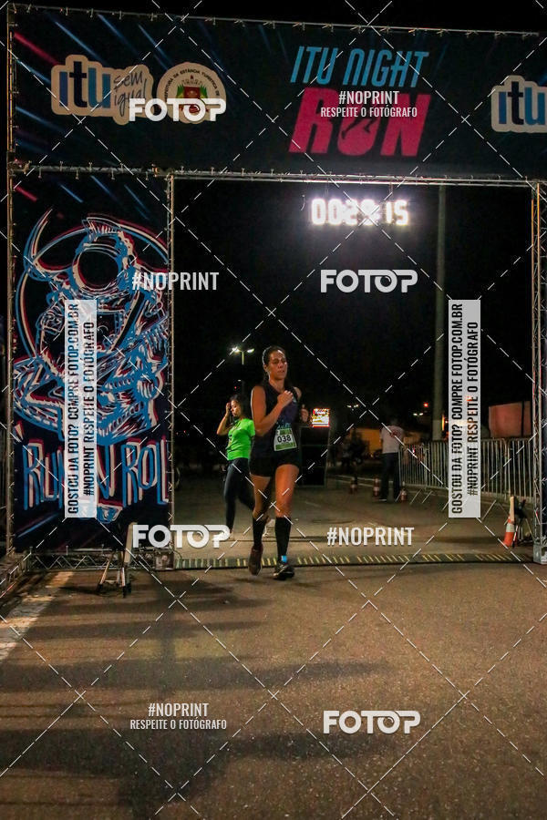 Buy your photos of the eventItu Night Run on Fotop