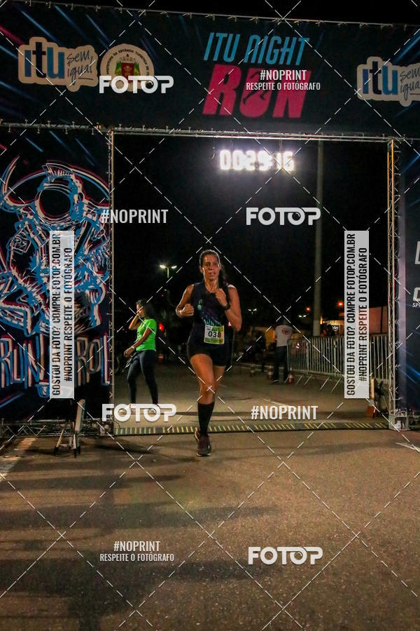 Buy your photos of the eventItu Night Run on Fotop