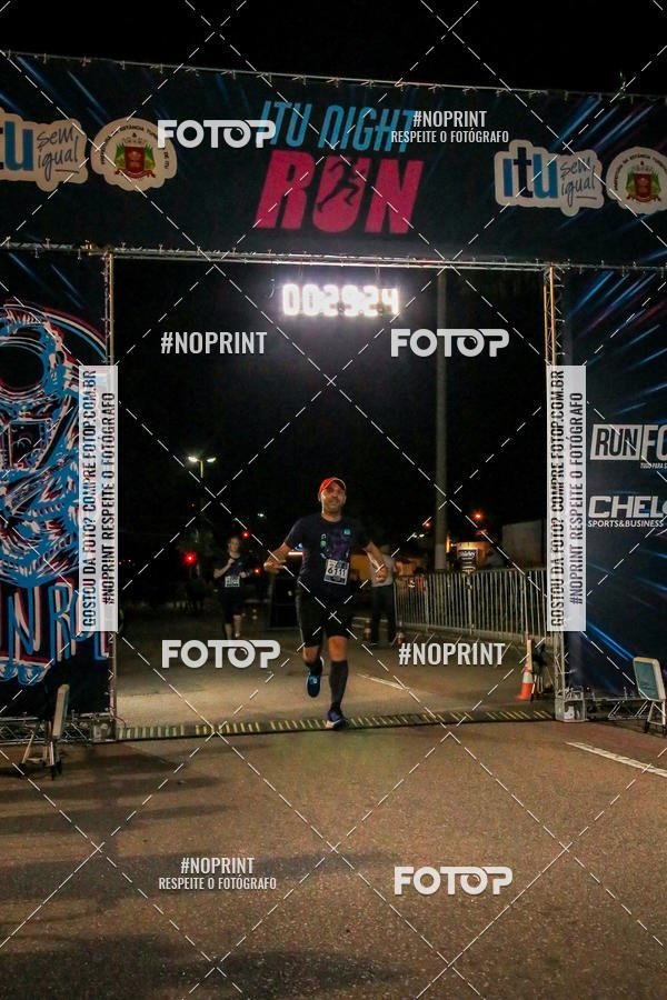 Buy your photos of the eventItu Night Run on Fotop