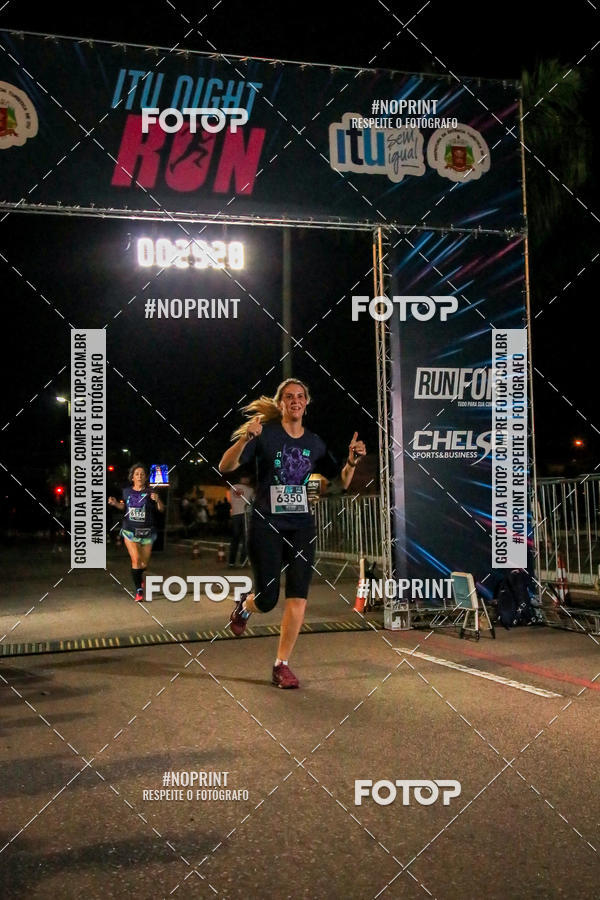 Buy your photos of the eventItu Night Run on Fotop