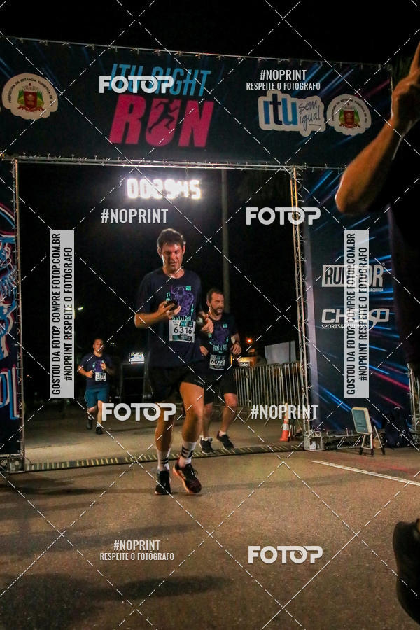 Buy your photos of the eventItu Night Run on Fotop