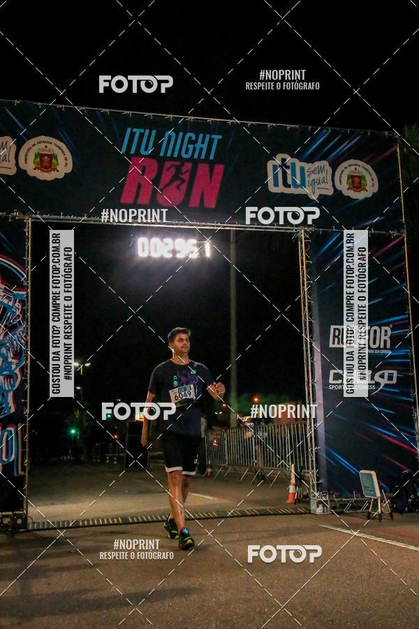Buy your photos of the eventItu Night Run on Fotop