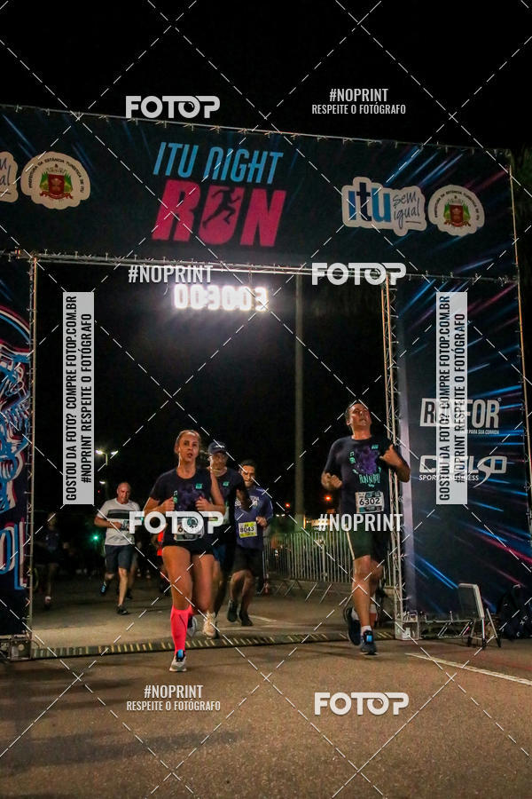 Buy your photos of the eventItu Night Run on Fotop
