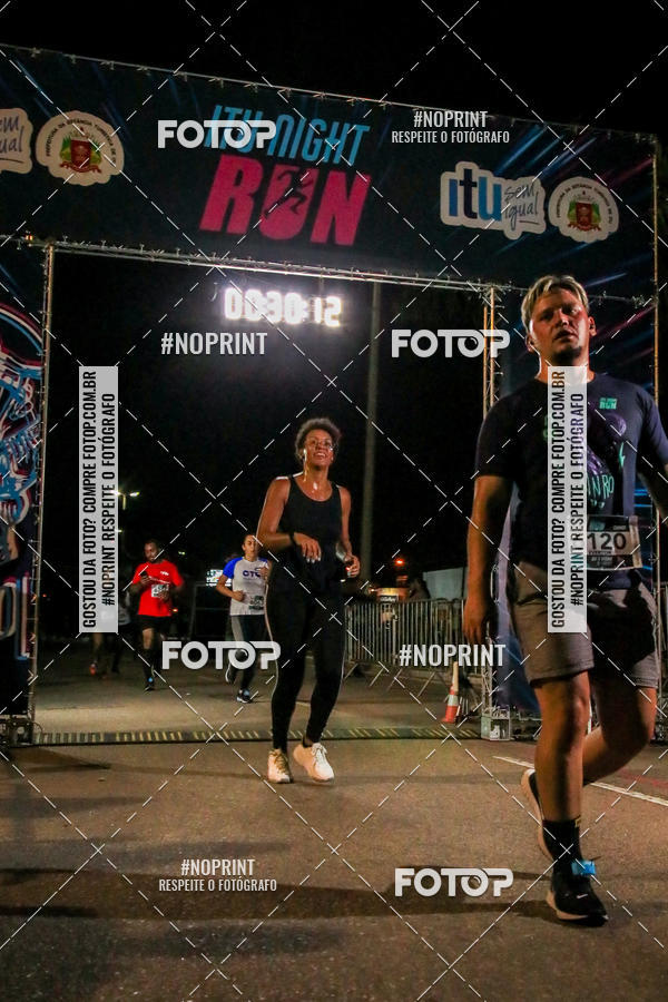 Buy your photos of the eventItu Night Run on Fotop
