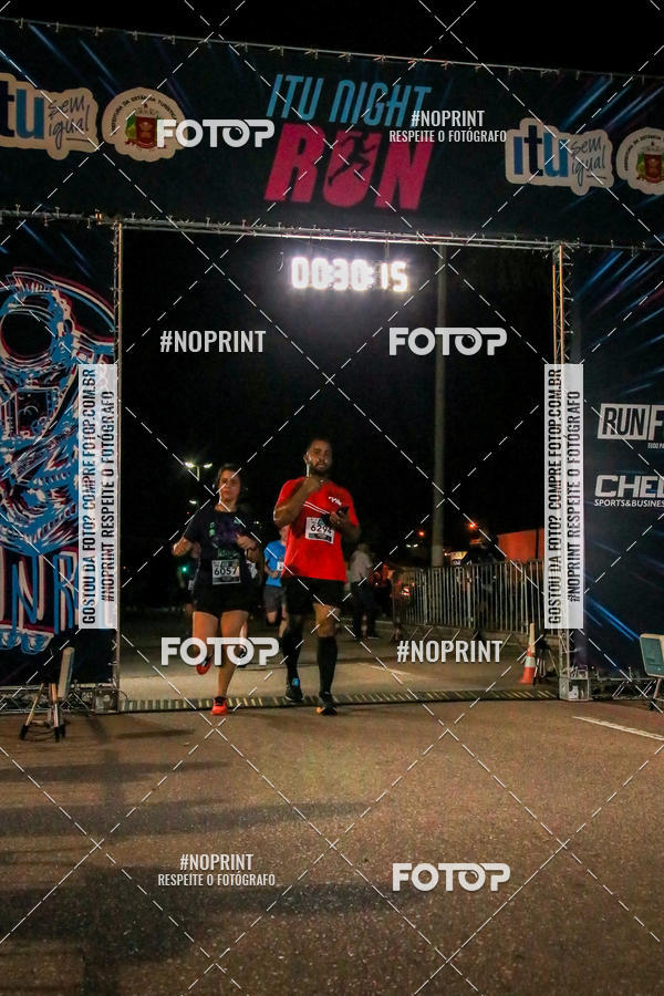 Buy your photos of the eventItu Night Run on Fotop