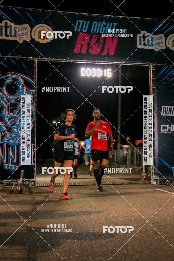 Buy your photos of the eventItu Night Run on Fotop