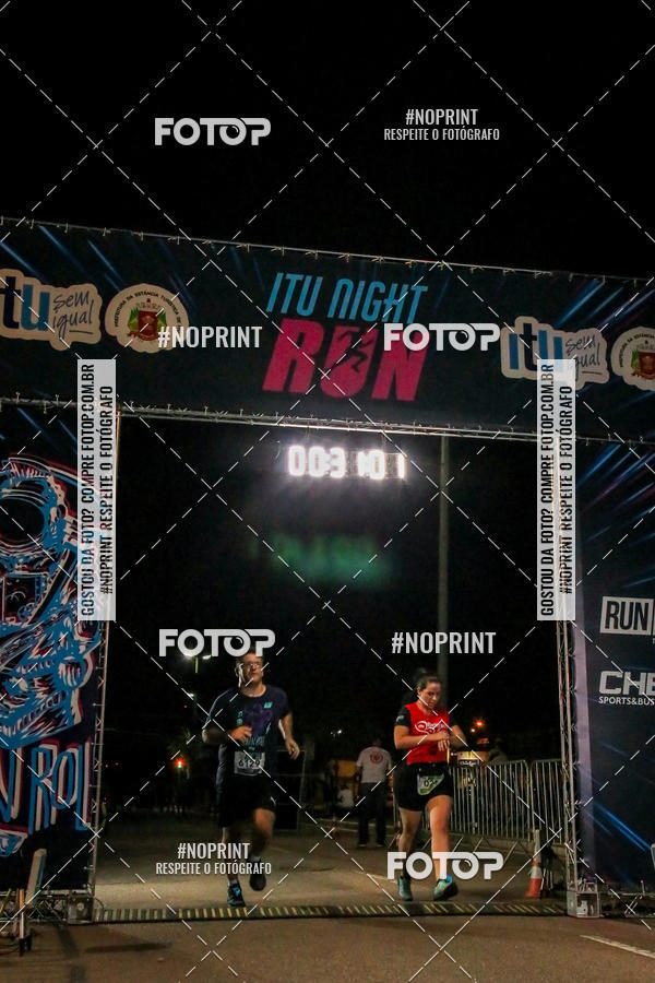 Buy your photos of the eventItu Night Run on Fotop