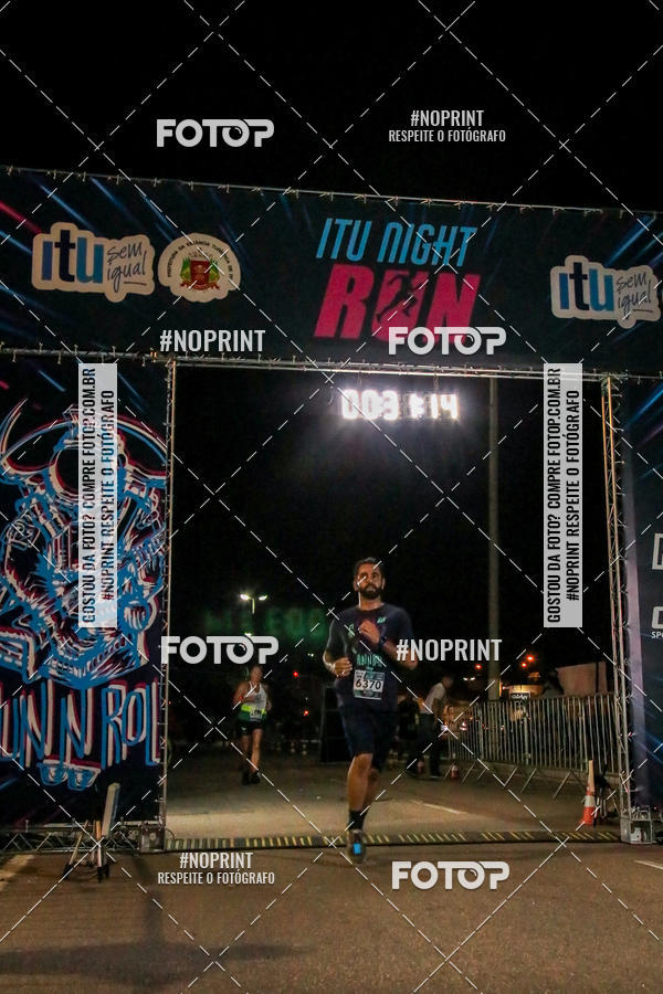 Buy your photos of the eventItu Night Run on Fotop