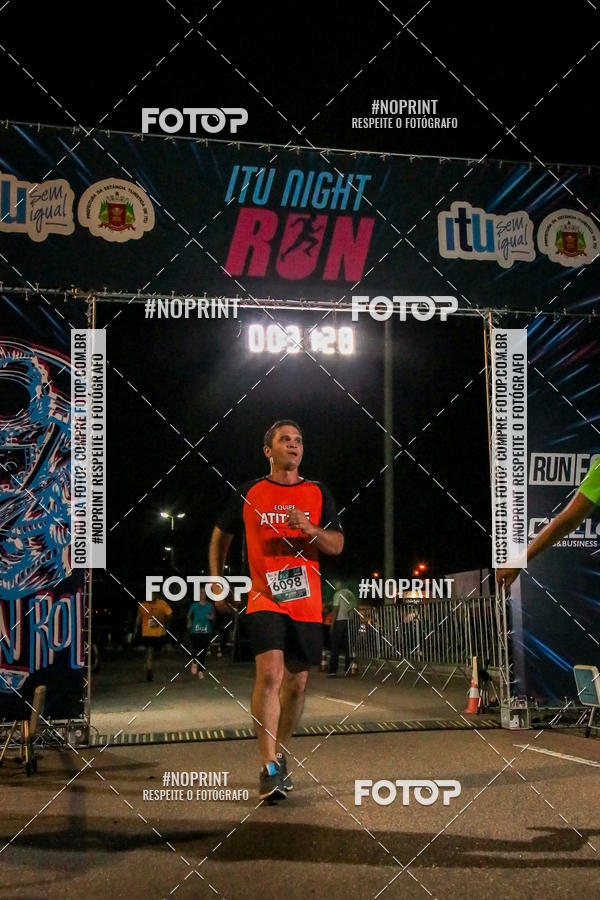 Buy your photos of the eventItu Night Run on Fotop