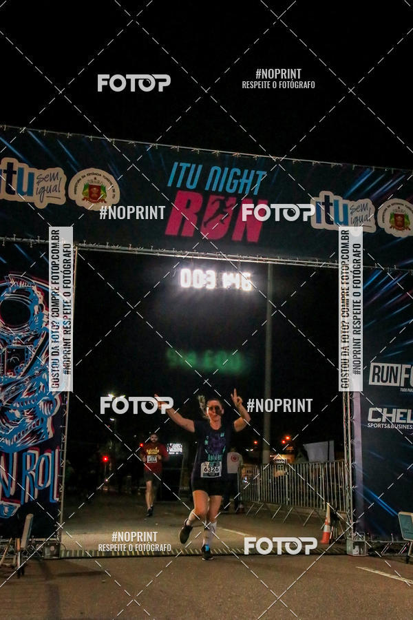 Buy your photos of the eventItu Night Run on Fotop