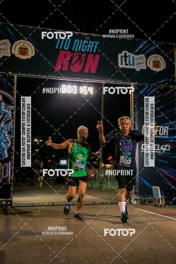 Buy your photos of the eventItu Night Run on Fotop