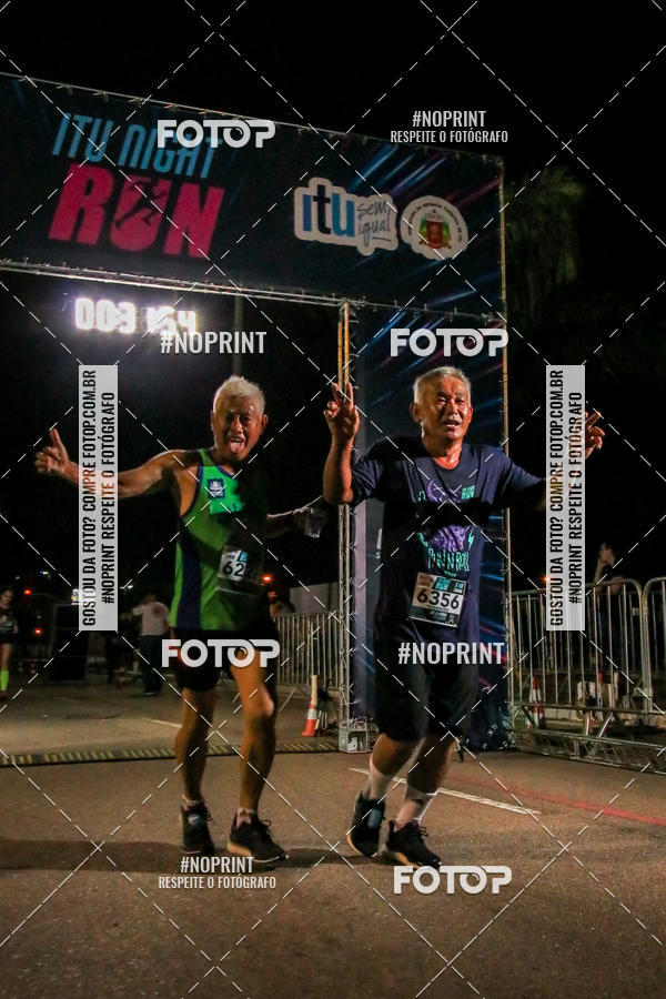 Buy your photos of the eventItu Night Run on Fotop