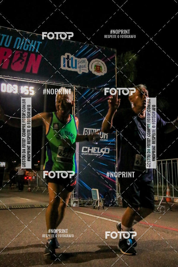 Buy your photos of the eventItu Night Run on Fotop