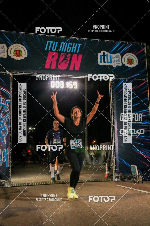 Buy your photos of the eventItu Night Run on Fotop