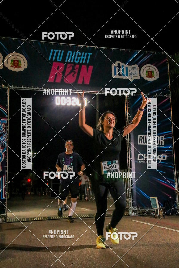 Buy your photos of the eventItu Night Run on Fotop