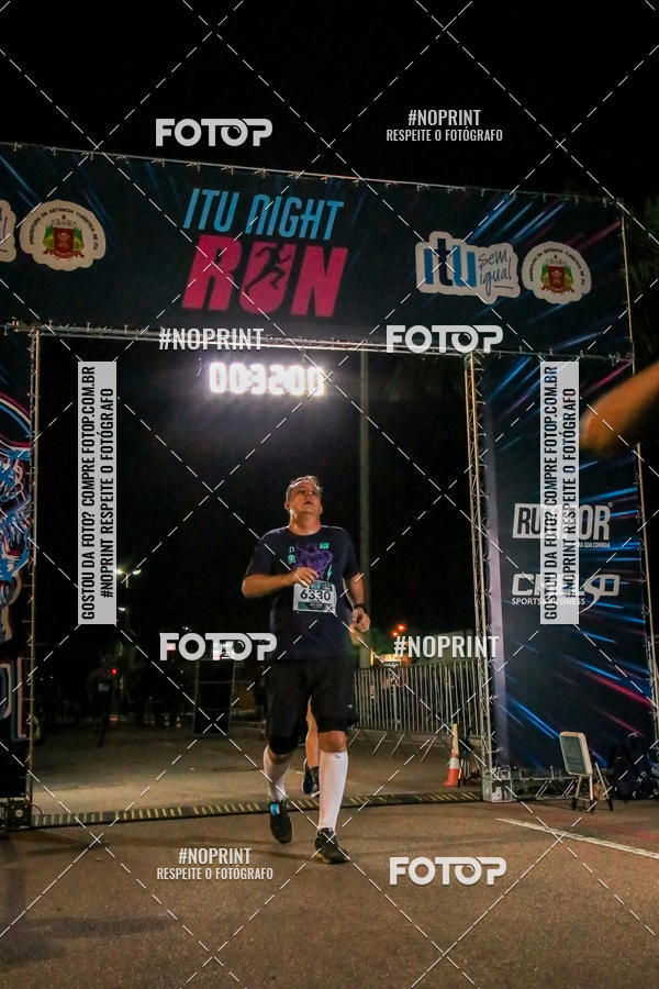 Buy your photos of the eventItu Night Run on Fotop