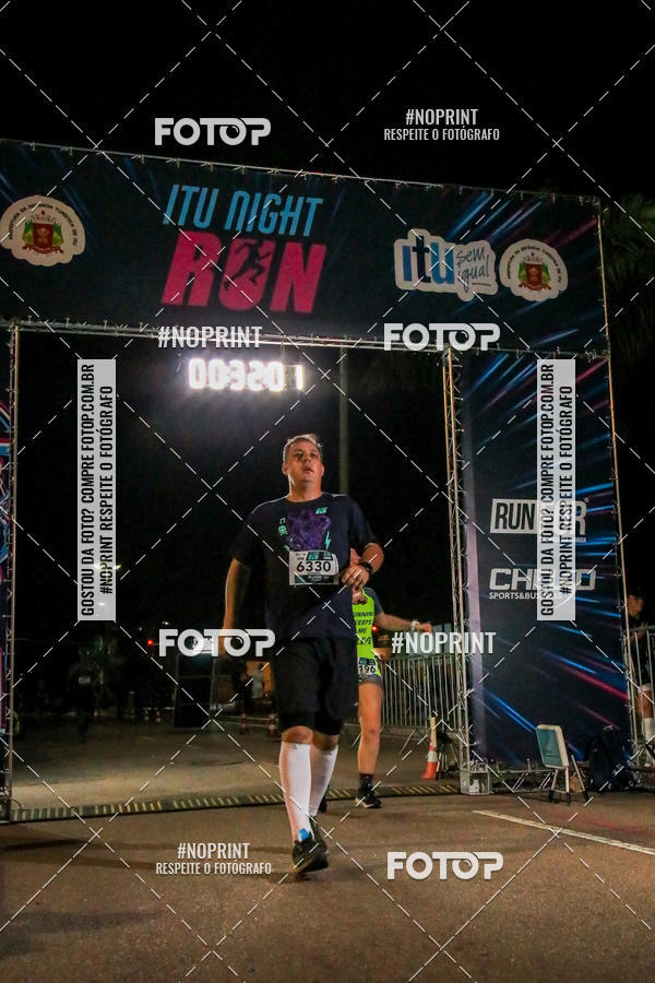 Buy your photos of the eventItu Night Run on Fotop