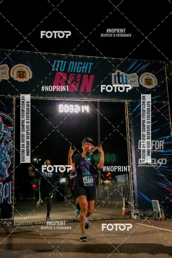 Buy your photos of the eventItu Night Run on Fotop