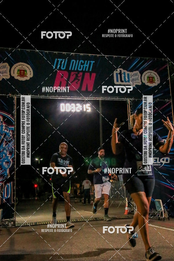 Buy your photos of the eventItu Night Run on Fotop