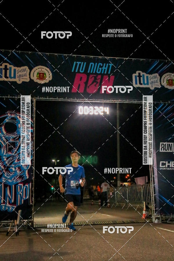 Buy your photos of the eventItu Night Run on Fotop