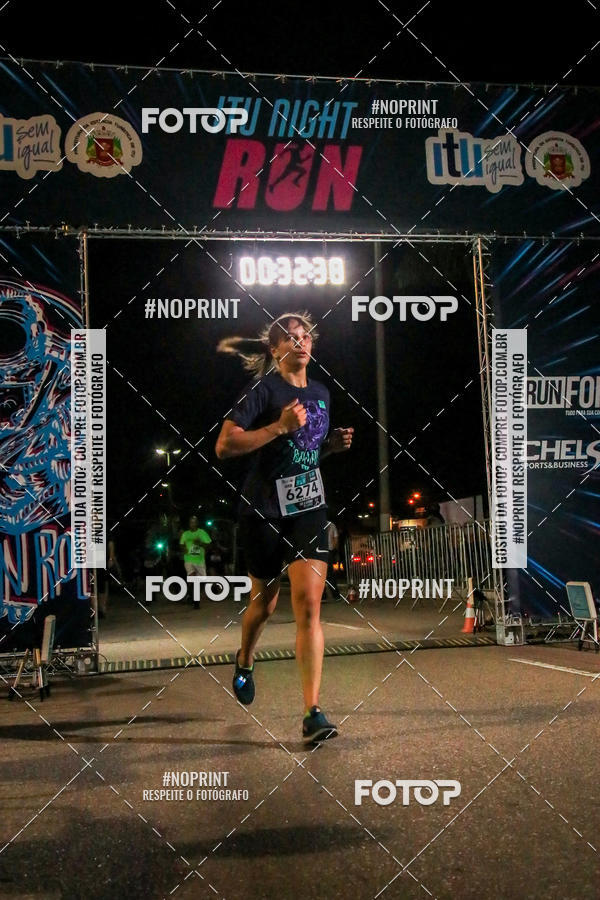 Buy your photos of the eventItu Night Run on Fotop