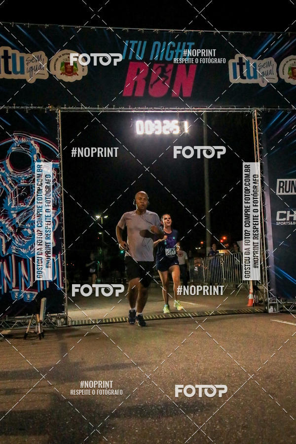 Buy your photos of the eventItu Night Run on Fotop