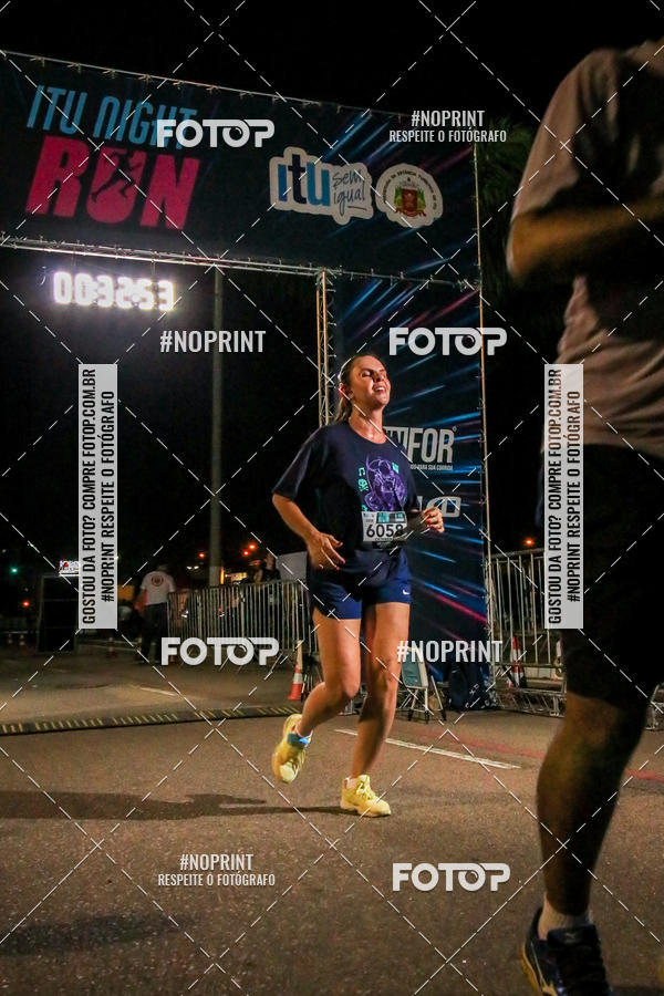 Buy your photos of the eventItu Night Run on Fotop