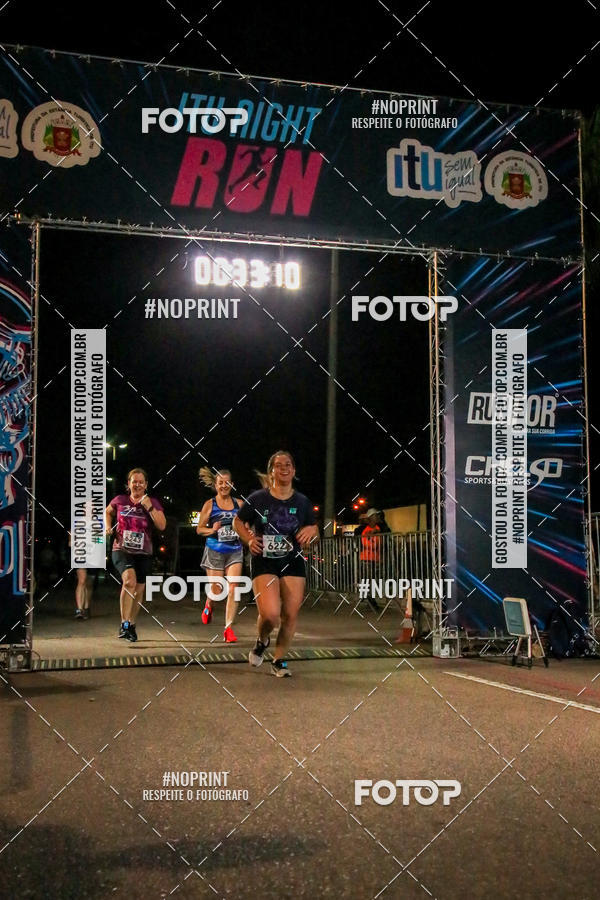 Buy your photos of the eventItu Night Run on Fotop