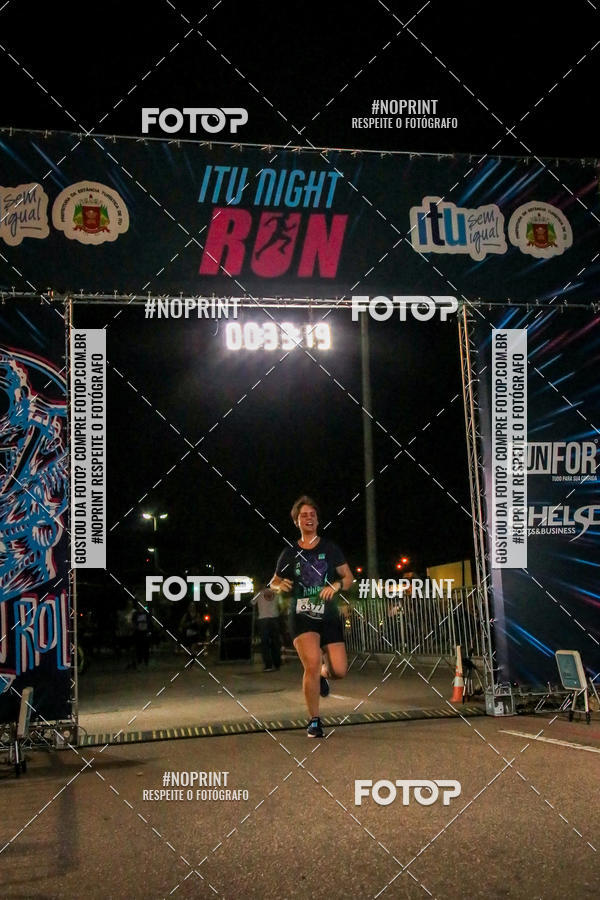 Buy your photos of the eventItu Night Run on Fotop