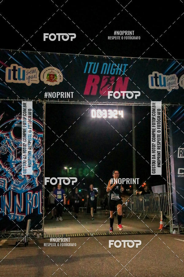 Buy your photos of the eventItu Night Run on Fotop