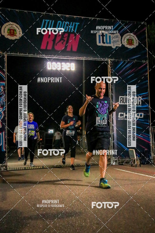 Buy your photos of the eventItu Night Run on Fotop